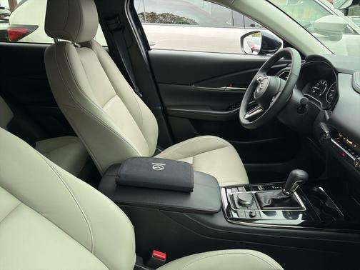 Deep Crystal Blue Mica 2025 Mazda CX-30 2.5 S Preferred Package