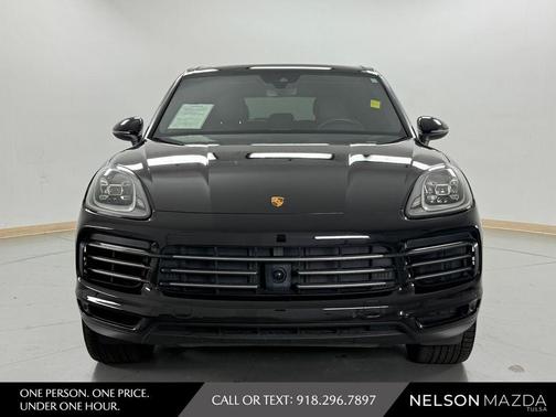 Black 2019 Porsche Cayenne Base