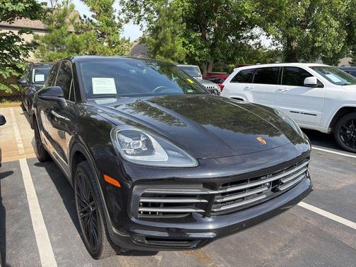 Black 2019 Porsche Cayenne Base