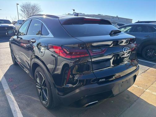 2022 INFINITI QX55 LUXE