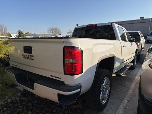 2015 GMC Sierra 2500 Denali