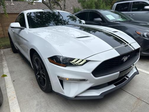 2022 Ford Mustang EcoBoost Premium