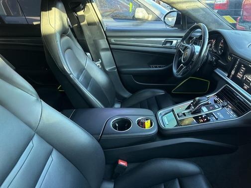 2018 Porsche Panamera Turbo S