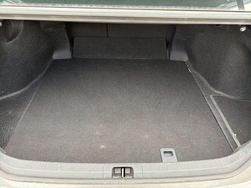 Metal 2025 Toyota Camry SE