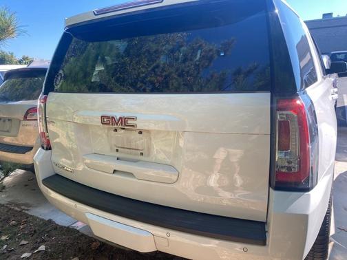 2015 GMC Yukon SLT
