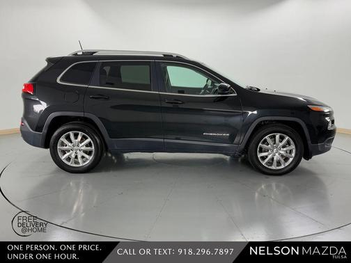 Brilliant Black Crystal Pearlcoat 2016 Jeep Cherokee Limited