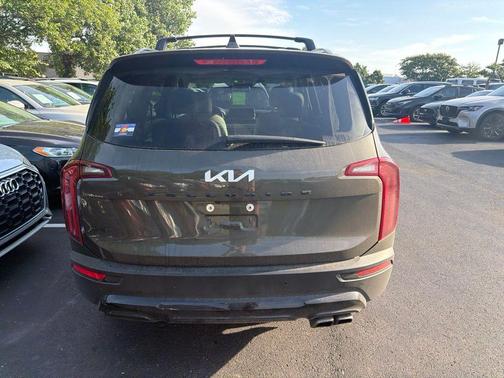 Dark Moss 2022 Kia Telluride SX