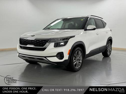 Snow White Pearl 2021 Kia Seltos S