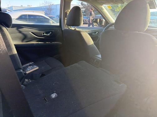 Magnetic Black 2020 Nissan Rogue SV