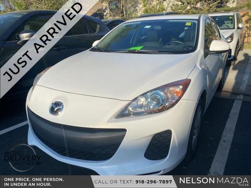 2013 Mazda Mazda3 i Touring