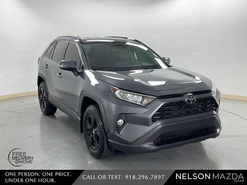 2020 Toyota RAV4 XLE