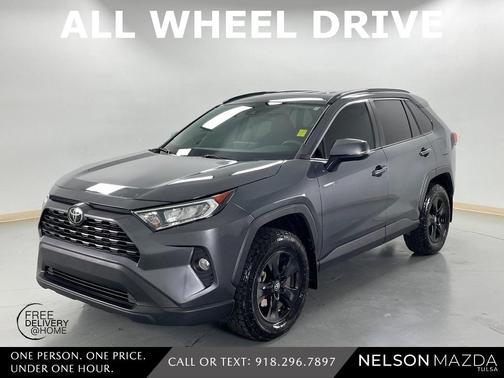 2020 Toyota RAV4 XLE