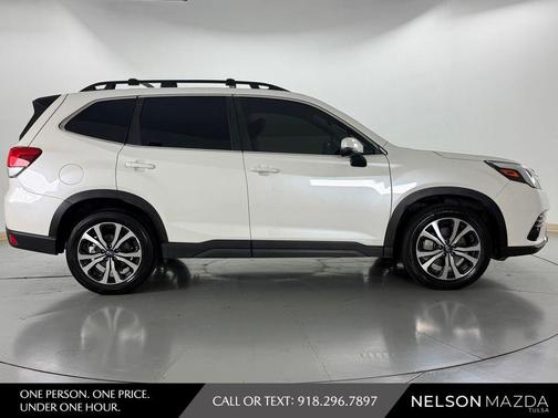 Crystal White Pearl 2024 Subaru Forester Limited