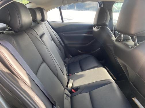 2023 Mazda Mazda3 FWD w/Select Package