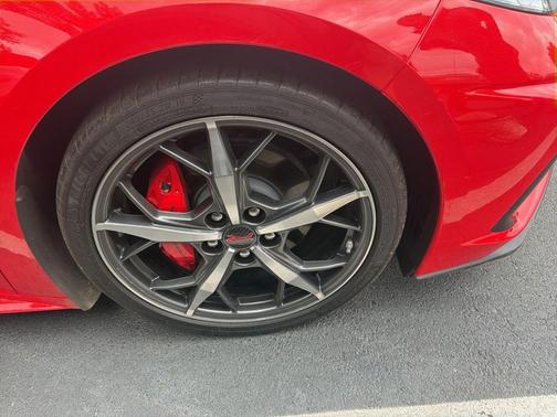 Torch Red 2022 Chevrolet Corvette Stingray w/2LT