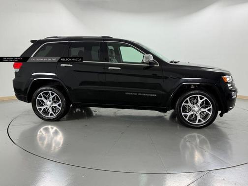 Diamond Black 2019 Jeep Grand Cherokee Overland