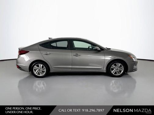 Metal 2020 Hyundai ELANTRA SEL