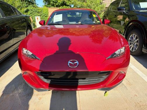 Soul Red Metallic 2017 Mazda MX-5 Miata Grand Touring