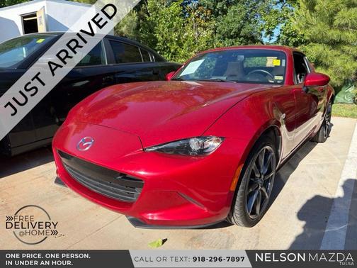 Soul Red Metallic 2017 Mazda MX-5 Miata Grand Touring