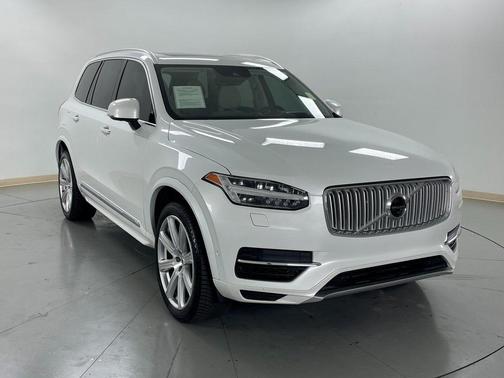 2017 Volvo XC90 Hybrid T8 Inscription