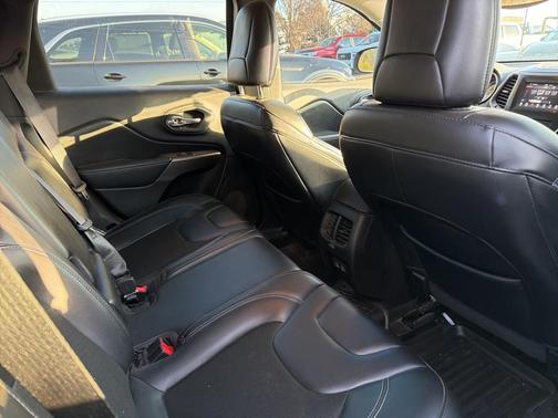 2021 Jeep Cherokee Latitude Plus