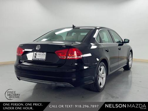 2014 Volkswagen Passat 1.8T Auto Wolfsburg Ed
