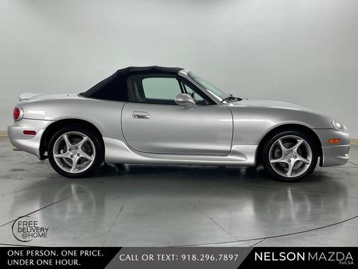 2003 Mazda MX-5 Miata LS