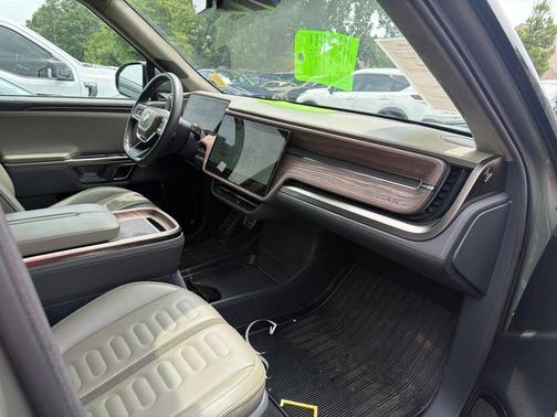 Green 2022 Rivian R1T Launch Edition