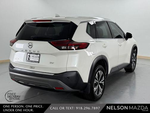 White 2021 Nissan Rogue SV