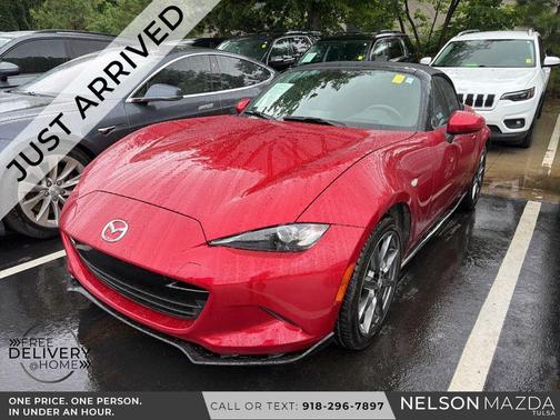 Soul Red 2016 Mazda MX-5 Miata Grand Touring