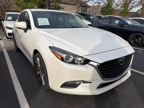 2018 Mazda Mazda3 Touring