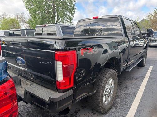 Shadow Black 2018 Ford F-250 Lariat
