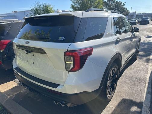 White Metallic 2020 Ford Explorer ST