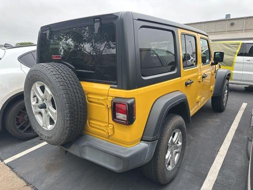 Baja Yellow Clearcoat 2019 Jeep Wrangler Unlimited Sport