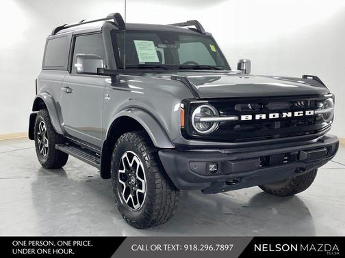 Gray 2022 Ford Bronco Outer Banks