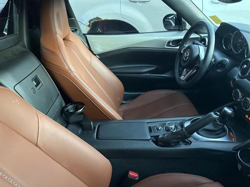 2023 Mazda MX-5 Miata RF Grand Touring