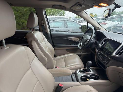 Black 2016 Honda Pilot EX-L