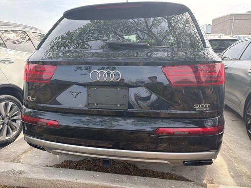 Ink Blue Metallic 2018 Audi Q7 3.0T Prestige