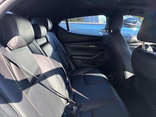 2023 Mazda Mazda3 FWD w/Preferred Package