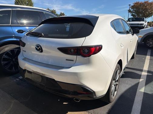 2023 Mazda Mazda3 FWD w/Preferred Package