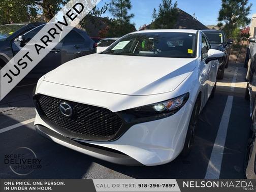 2023 Mazda Mazda3 FWD w/Preferred Package