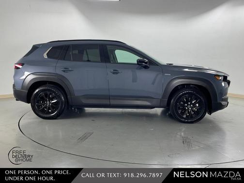 2025 Mazda CX-50 Premium Package