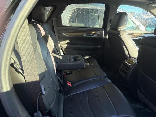 2020 Cadillac XT5 Sport