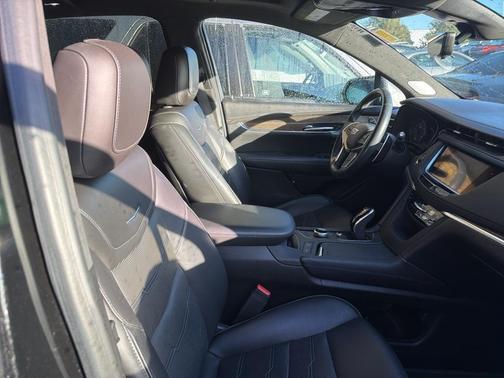 2020 Cadillac XT5 Sport