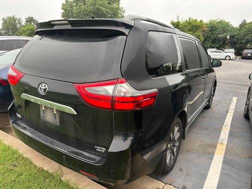 Midnight Black Metallic 2020 Toyota Sienna Limited Premium