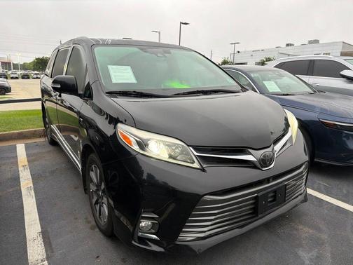 Midnight Black Metallic 2020 Toyota Sienna Limited Premium