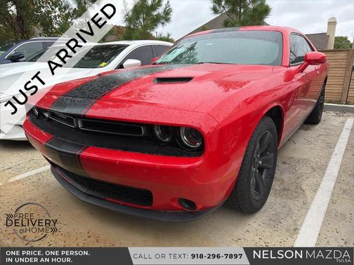 2015 Dodge Challenger SXT
