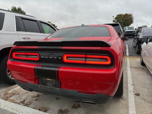 2015 Dodge Challenger SXT