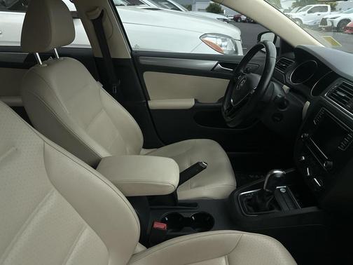 2017 Volkswagen Jetta 1.4T SE