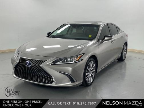 2020 Lexus ES 300h Base